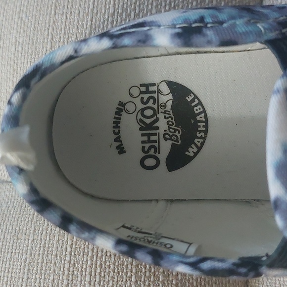 3/$6 item Osh Kosh tie dye shoes - Picture 5 of 7